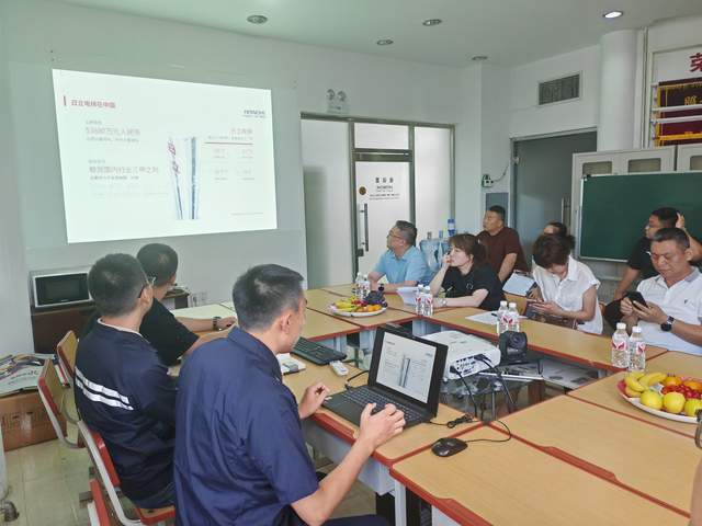 调研先行，技术赋能 香坊区住建局扎实推进老旧电梯更新改造惠民工程